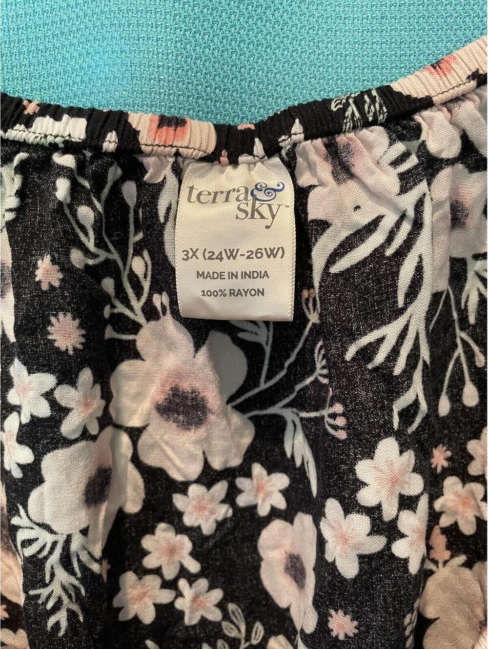 Terra & SkyWomen's 3X Floral Rayon Blouse